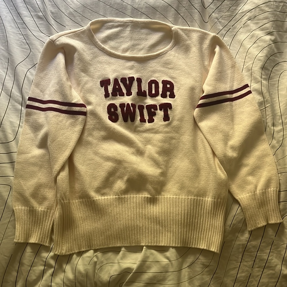 Taylor Swift Red (Taylor’s Version) Knit Sweater - Picture 3 of 5